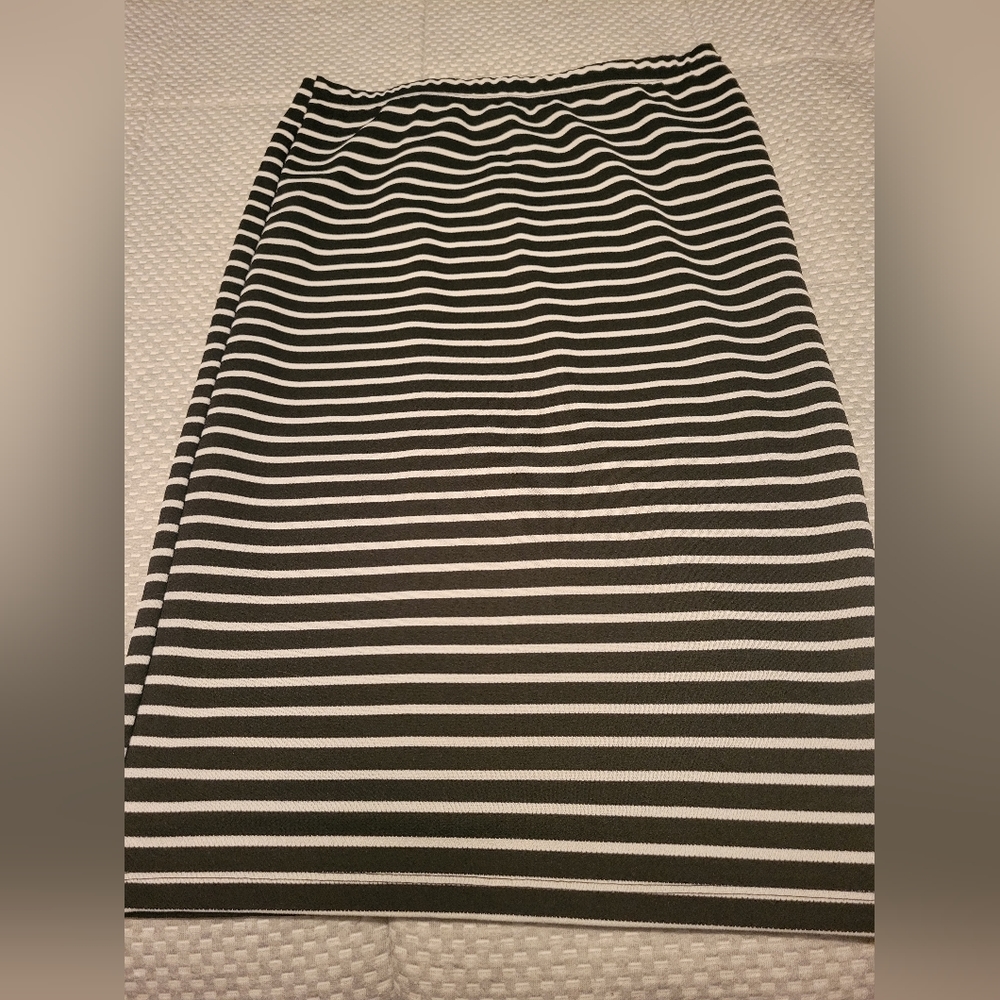 Midi skirt